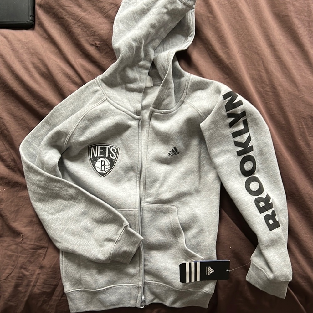 Adidas Brooklyn Nets Hoodie Sweatshirt. Size Youth Medium (10-12).